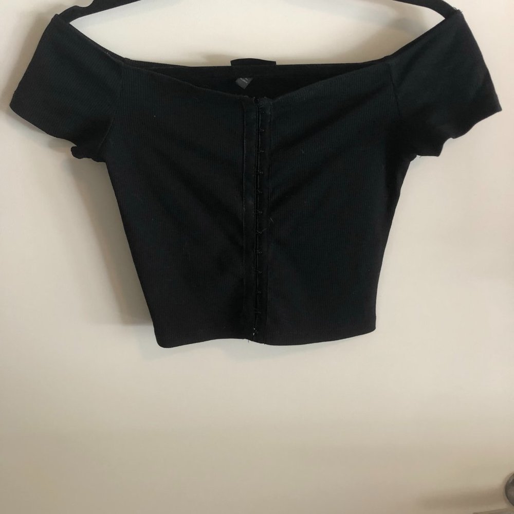 Black Off the Shoulder Crop Top